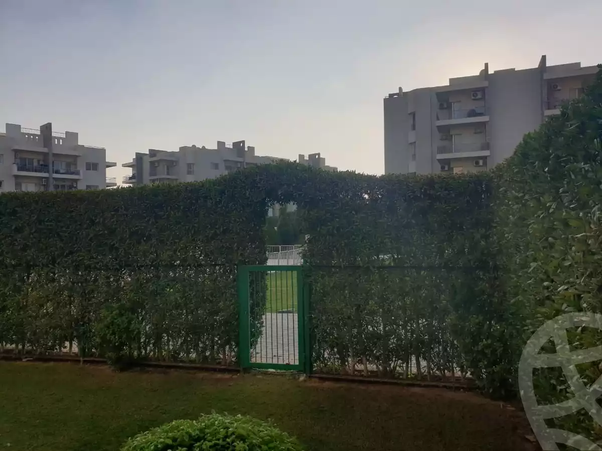 https://aqarmap.com.eg/ar/listing/3878574-for-sale-cairo-el-sheikh-zayed-city-compounds-dh-drys
