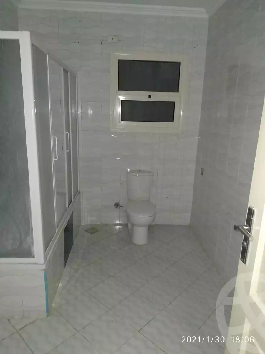 https://aqarmap.com.eg/ar/listing/3884108-for-rent-cairo-new-cairo-compounds-ritaj
