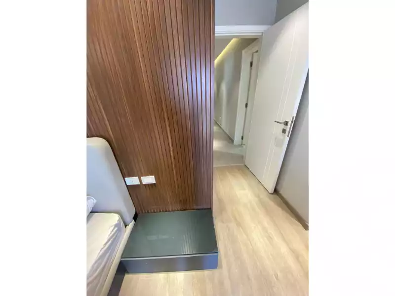 https://aqarmap.com.eg/ar/listing/3890741-for-sale-cairo-el-sheikh-zayed-city-compounds-kmbwnd-fyldj-wyst-dr-llttwyr