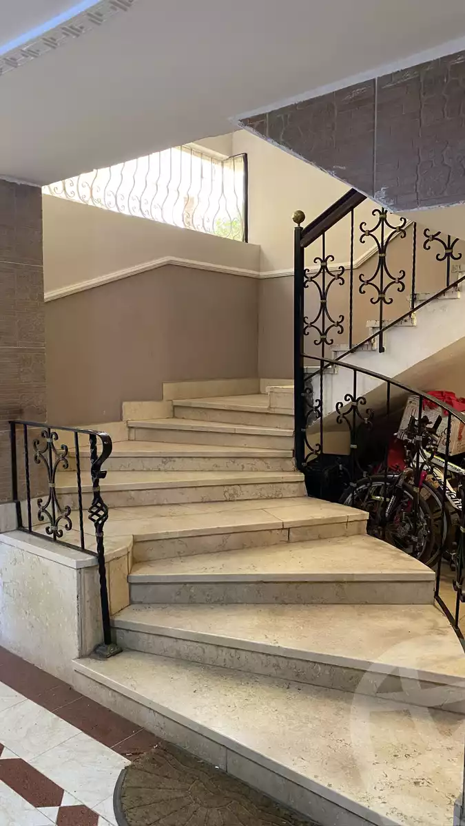 https://aqarmap.com.eg/ar/listing/3894538-for-sale-cairo-6th-of-october-el-ahyaa-neighborhood-5th-street-19