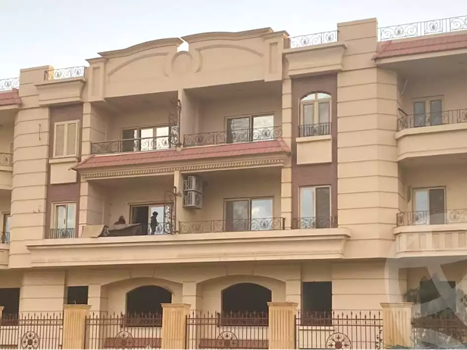 https://aqarmap.com.eg/ar/listing/3894219-for-sale-cairo-el-sheikh-zayed-city-el-hay-elthamen-area-4