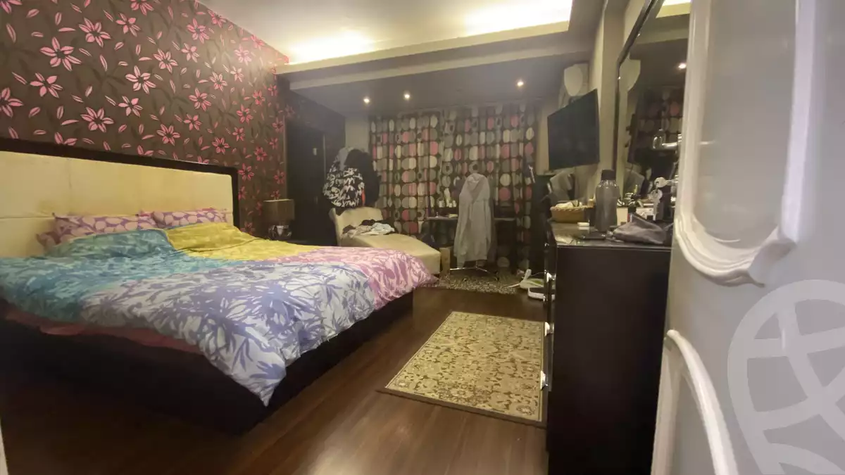 https://aqarmap.com.eg/ar/listing/3894538-for-sale-cairo-6th-of-october-el-ahyaa-neighborhood-5th-street-19