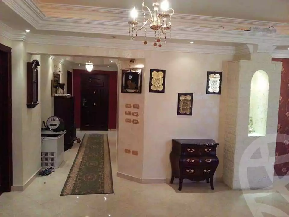 https://aqarmap.com.eg/en/listing/4262342-for-sale-cairo-cairo-hdyq-lhrm-lmntq-w
