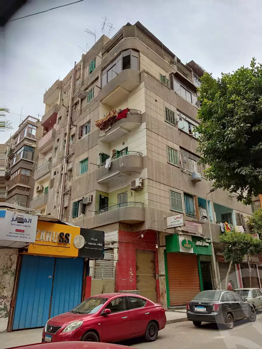 https://aqarmap.com.eg/ar/listing/3941247-for-sale-cairo-downtown-abdeen-abd-el-aziz-st