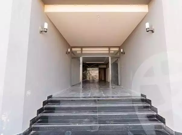 https://aqarmap.com.eg/ar/listing/3945202-for-sale-cairo-new-administrative-capital-r7-bwrdwwk