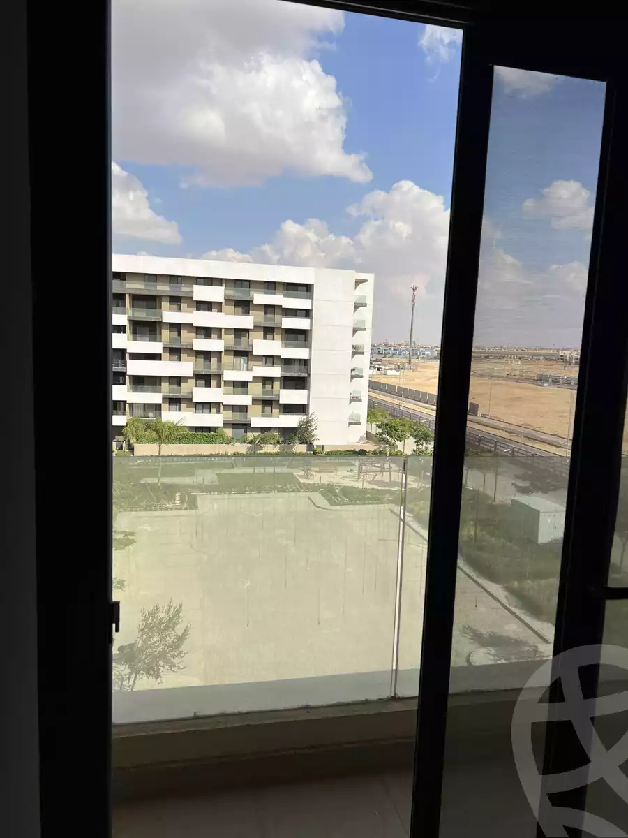 https://aqarmap.com.eg/ar/listing/3962075-for-sale-mdyn-lshrwq-compounds-alborouj