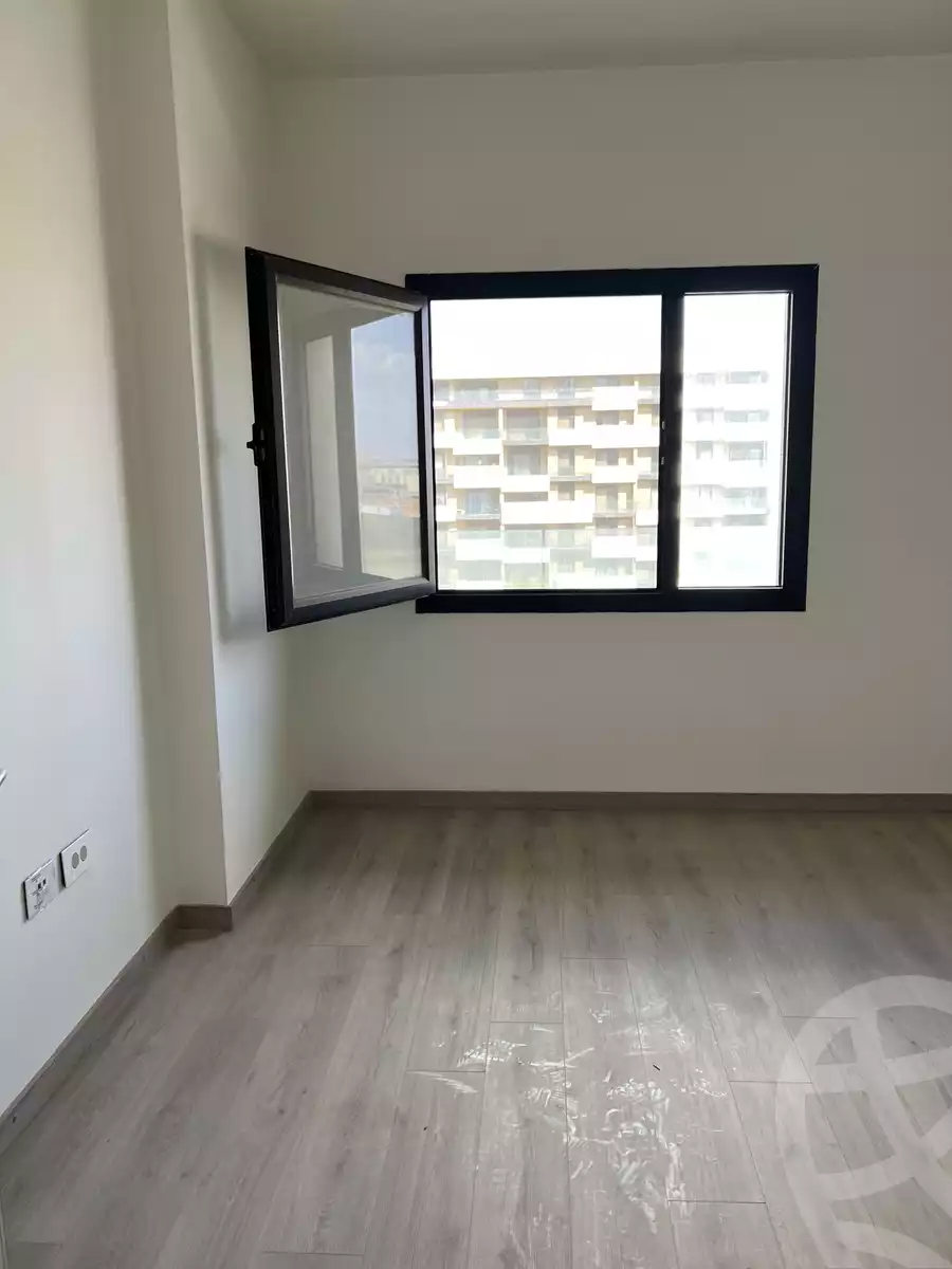 https://aqarmap.com.eg/ar/listing/3962190-for-sale-mdyn-lshrwq-compounds-alborouj