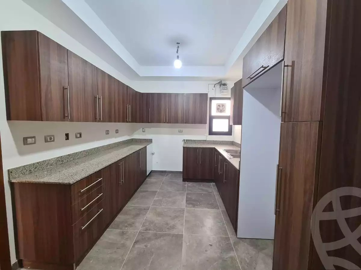https://aqarmap.com.eg/en/listing/4328401-for-rent-cairo-el-sheikh-zayed-city-compounds-kmbwnd-wyst-twn-swdyk