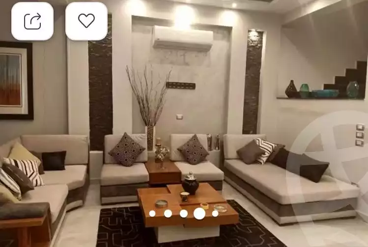 https://aqarmap.com.eg/ar/listing/3975365-for-sale-cairo-el-sheikh-zayed-city-compounds-in-sheikh-zayed-royal-meadows