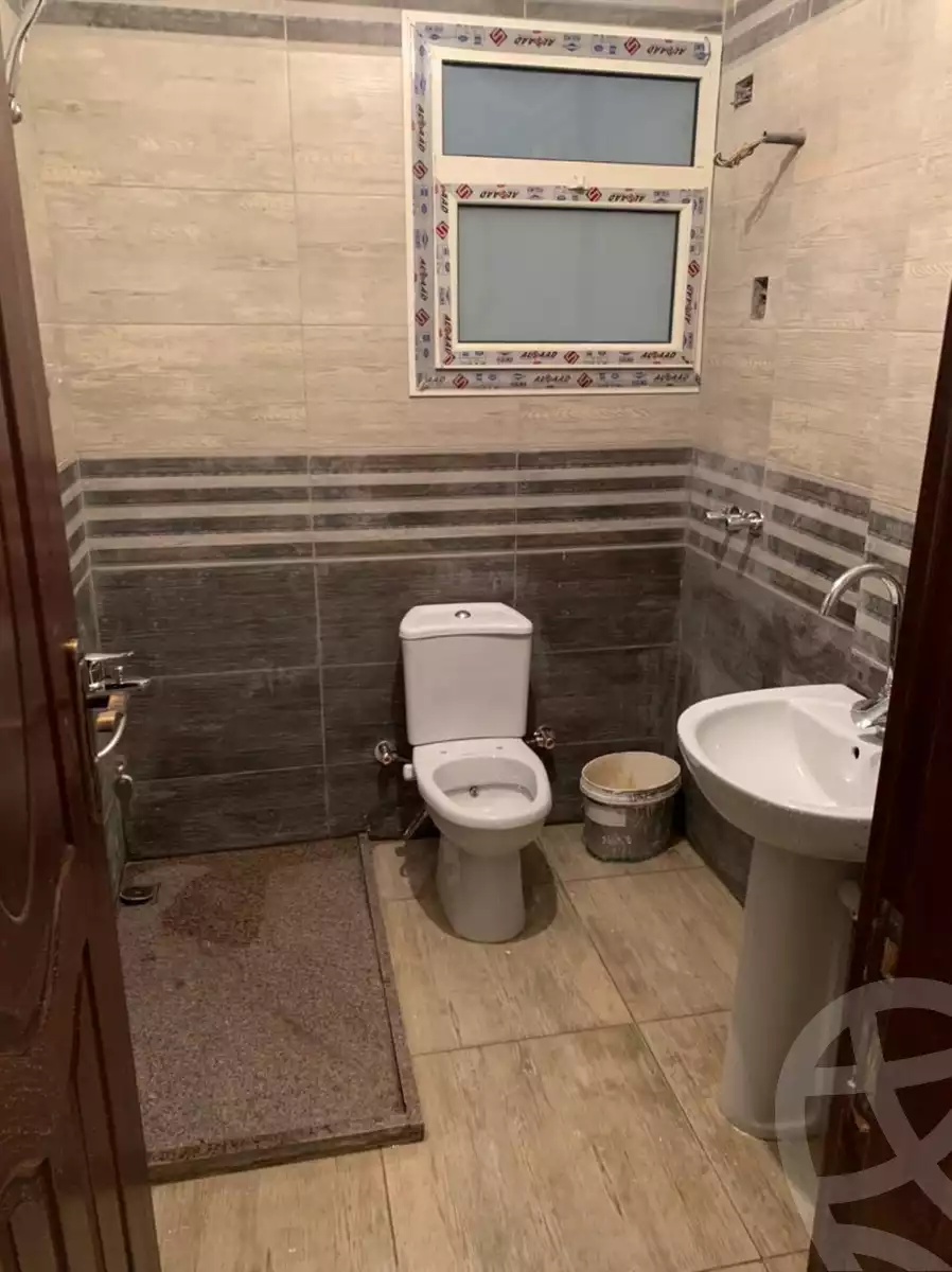 https://aqarmap.com.eg/en/listing/4348679-for-rent-cairo-al-oubour-tryq-msr-sm-yly-lshrwy-moon-city