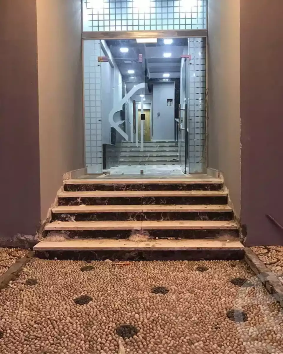 https://aqarmap.com.eg/en/listing/4353389-for-sale-cairo-new-cairo-el-kattameya-compounds-in-kattameya-kmbwnd-mkny-lmnswr-llttwyr