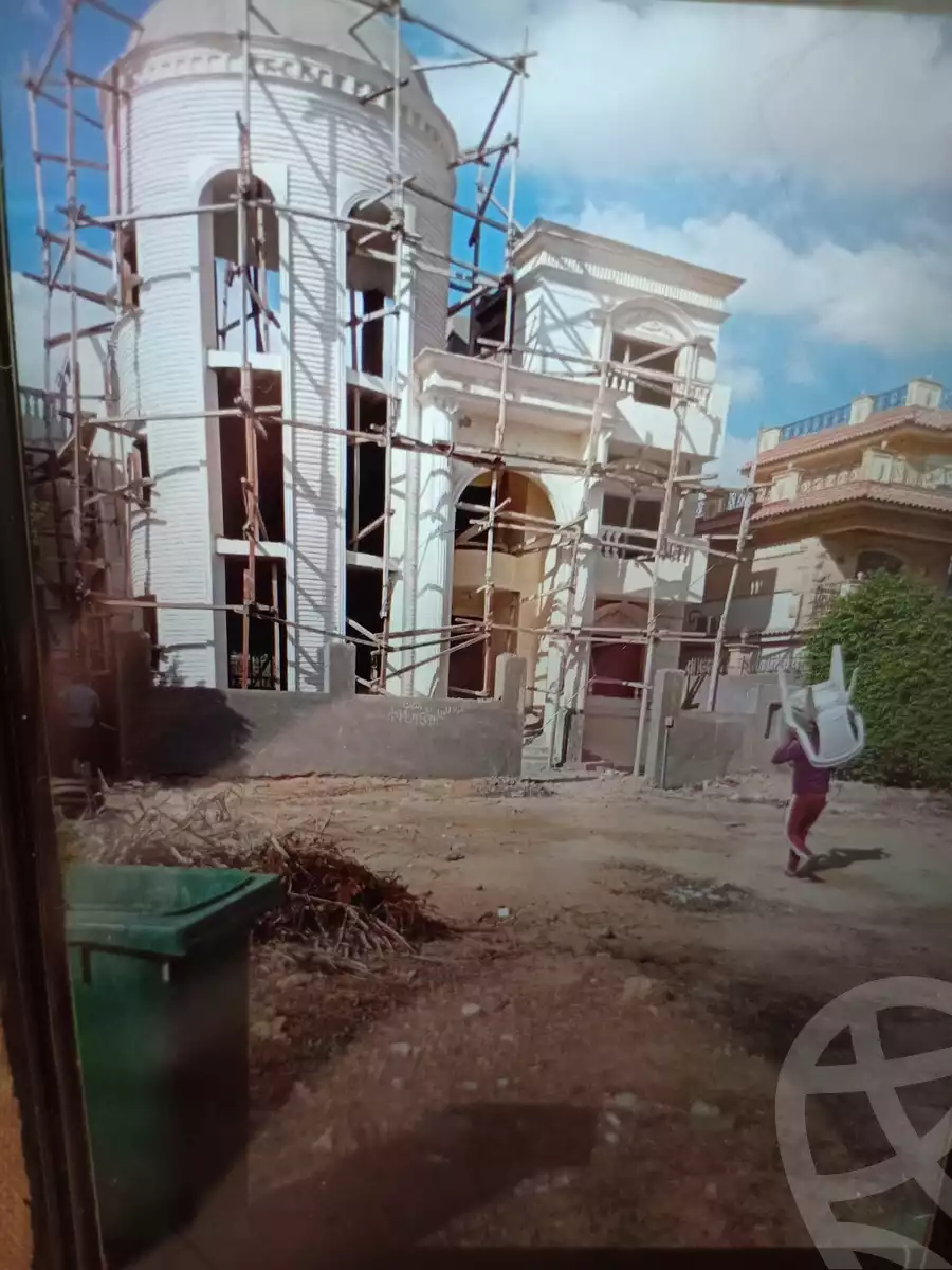 https://aqarmap.com.eg/en/listing/4007963-for-sale-cairo-6th-of-october-shr-drym-lnd