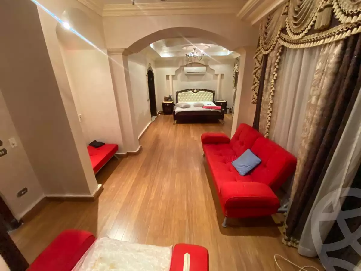 https://aqarmap.com.eg/ar/listing/4015200-for-sale-cairo-el-sheikh-zayed-city-compounds-in-sheikh-zayed-moon-land
