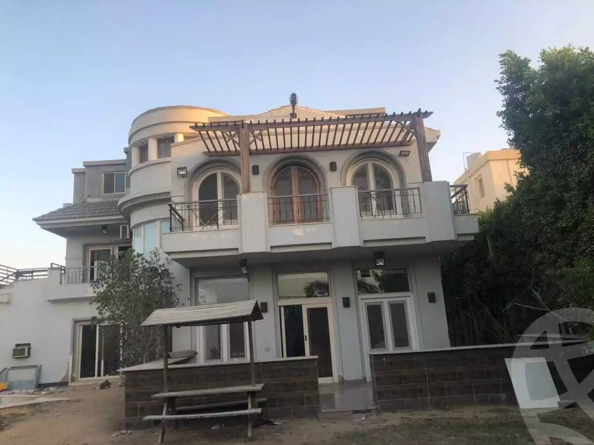https://aqarmap.com.eg/ar/listing/4023156-for-sale-cairo-el-sheikh-zayed-city-compounds-in-sheikh-zayed-zayed-2000