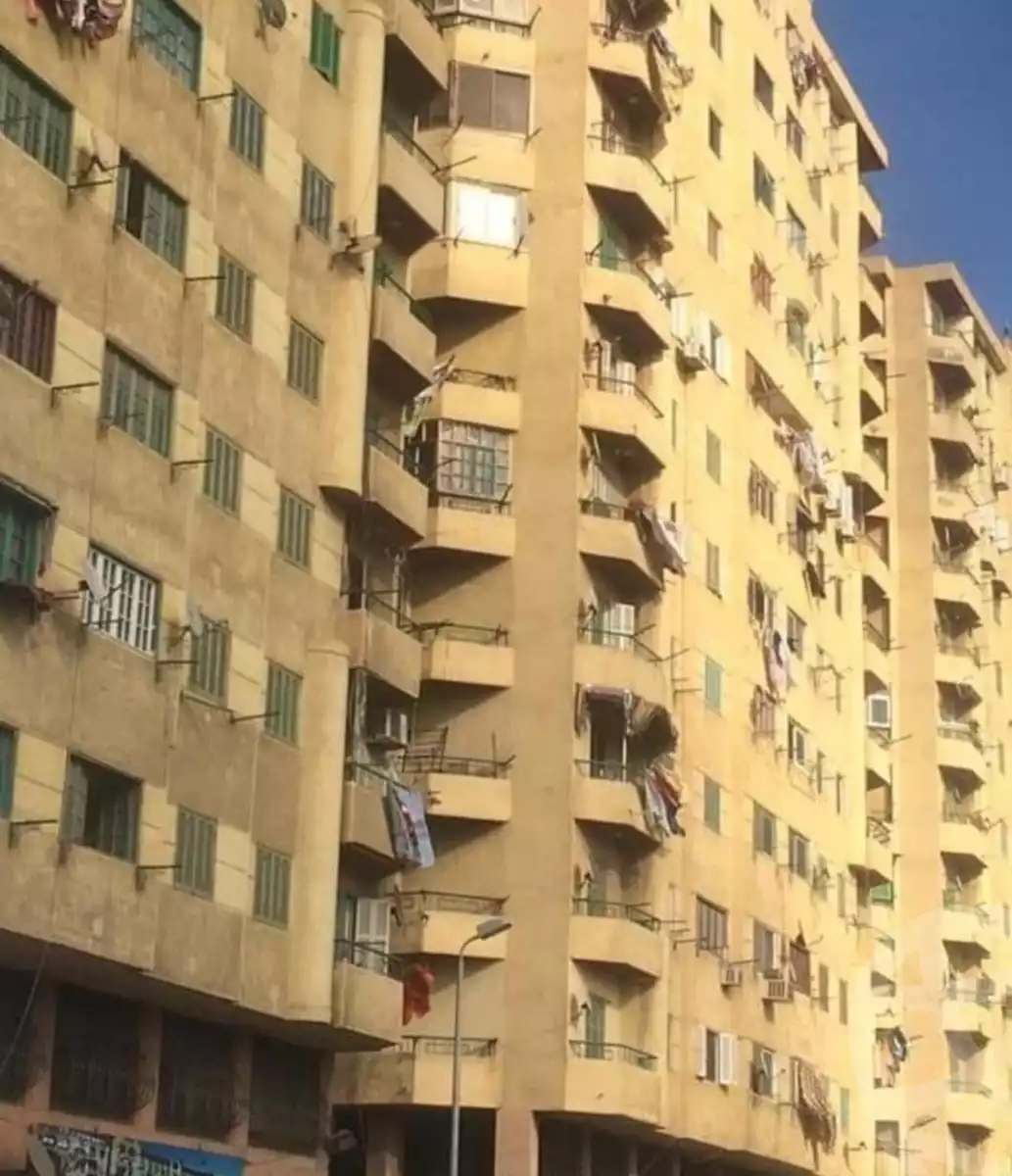 https://aqarmap.com.eg/en/listing/4026645-for-sale-alexandria-lsywf-al-saaeh-sq