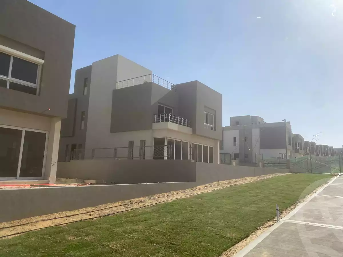 https://aqarmap.com.eg/en/listing/4029267-for-sale-cairo-el-sheikh-zayed-city-compounds-in-sheikh-zayed-etapa
