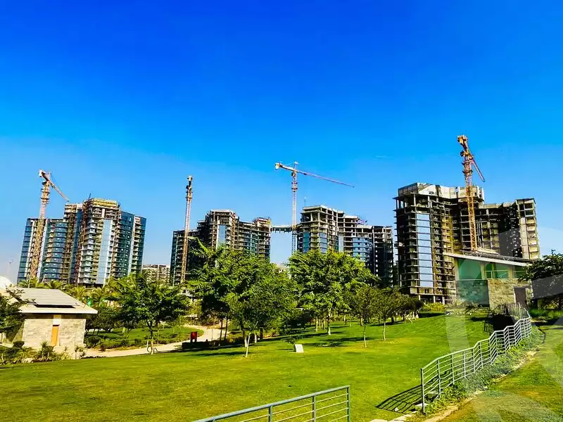 https://aqarmap.com.eg/ar/listing/4031421-for-sale-cairo-el-sheikh-zayed-city-compounds-brj-zyd-wr-llttwyr