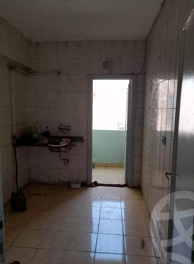 https://aqarmap.com.eg/ar/listing/4031476-for-rent-cairo-el-sayyeda-zeinab-omar-khayrat-st