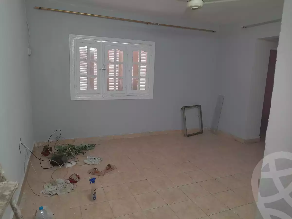 https://aqarmap.com.eg/ar/listing/4031476-for-rent-cairo-el-sayyeda-zeinab-omar-khayrat-st
