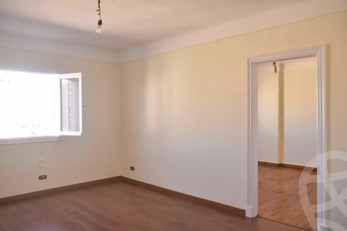 https://aqarmap.com.eg/en/listing/4033417-for-sale-alexandria-lauran-bd-lslm-rf