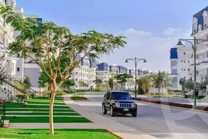 https://aqarmap.com.eg/ar/listing/4036634-for-sale-cairo-new-cairo-compounds-mountain-view-1