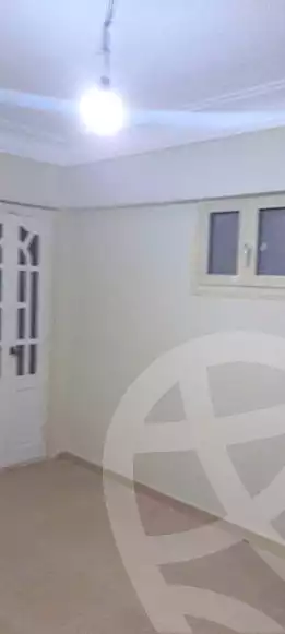 https://aqarmap.com.eg/ar/listing/4038382-for-sale-alexandria-moharram-bey-tryq-qn-lswys