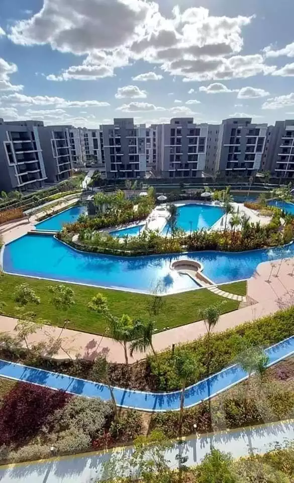 https://aqarmap.com.eg/en/listing/4040536-for-sale-cairo-6th-of-october-compound-sun-capital