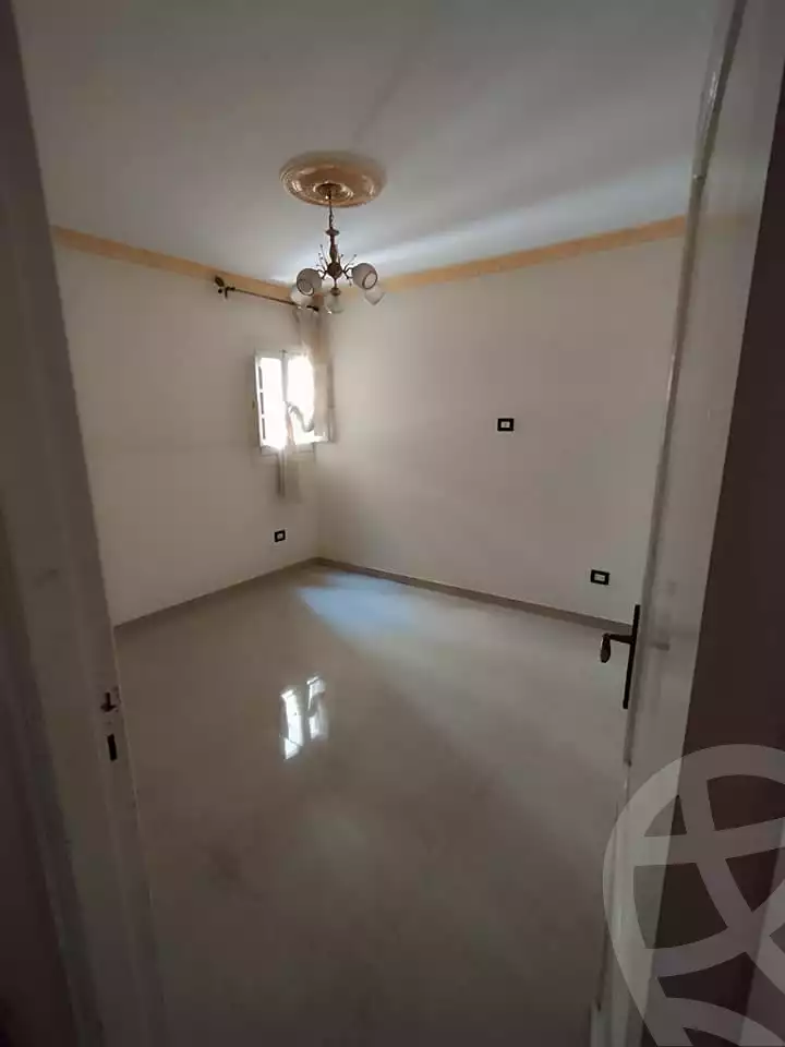 https://aqarmap.com.eg/en/listing/4041115-for-rent-alexandria-alhadara-ahmed-farouk-ali-ezzat-st
