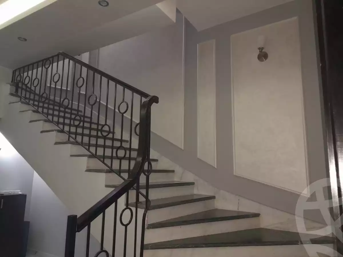 https://aqarmap.com.eg/ar/listing/4043466-for-sale-cairo-6th-of-october-compound-palm-hills-october