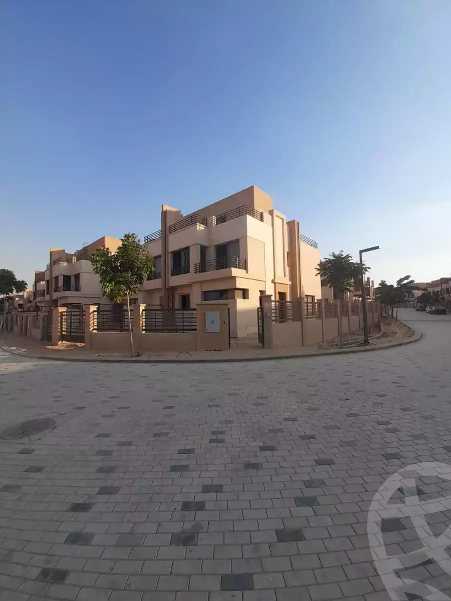 https://aqarmap.com.eg/en/listing/4047977-for-sale-cairo-el-sheikh-zayed-city-compounds-in-sheikh-zayed-alma