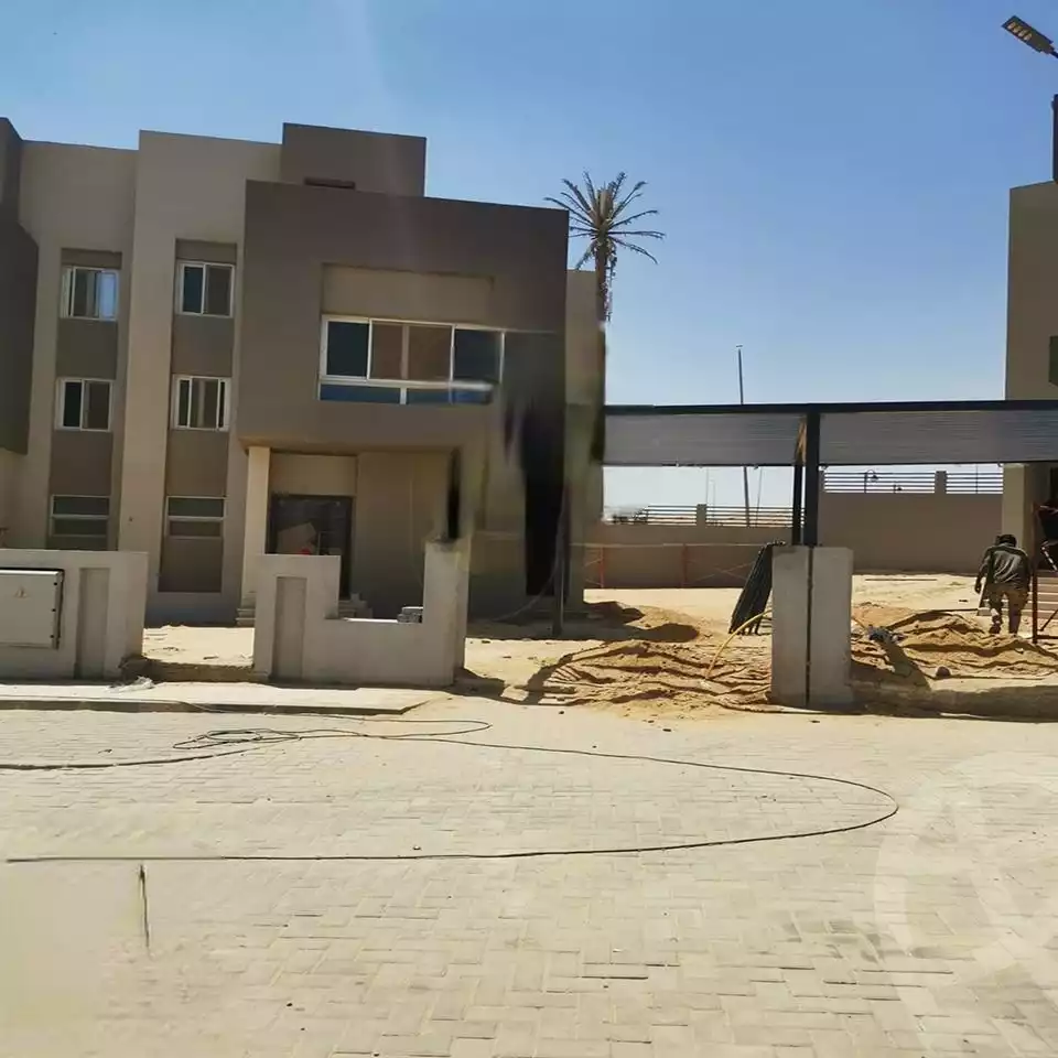 https://aqarmap.com.eg/en/listing/4049242-for-sale-cairo-el-sheikh-zayed-city-compounds-in-sheikh-zayed-etapa