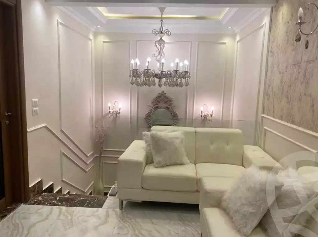 https://aqarmap.com.eg/ar/listing/4051807-for-sale-cairo-el-sheikh-zayed-city-el-hay-elasher-street-100