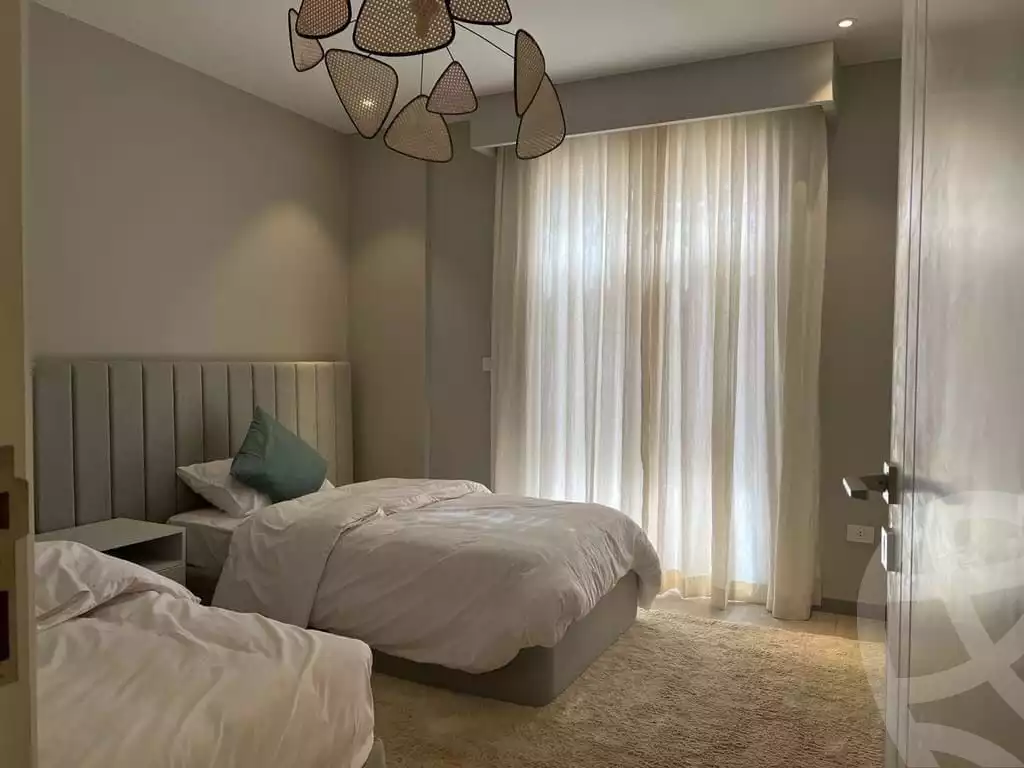 https://aqarmap.com.eg/en/listing/4051509-for-sale-cairo-el-sheikh-zayed-city-compounds-kmbwnd-fyldj-wyst-dr-llttwyr