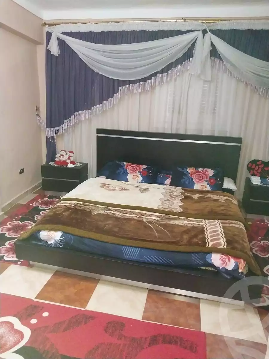 https://aqarmap.com.eg/ar/listing/4052810-for-sale-alexandria-el-asafra-shr-mlk-hfny