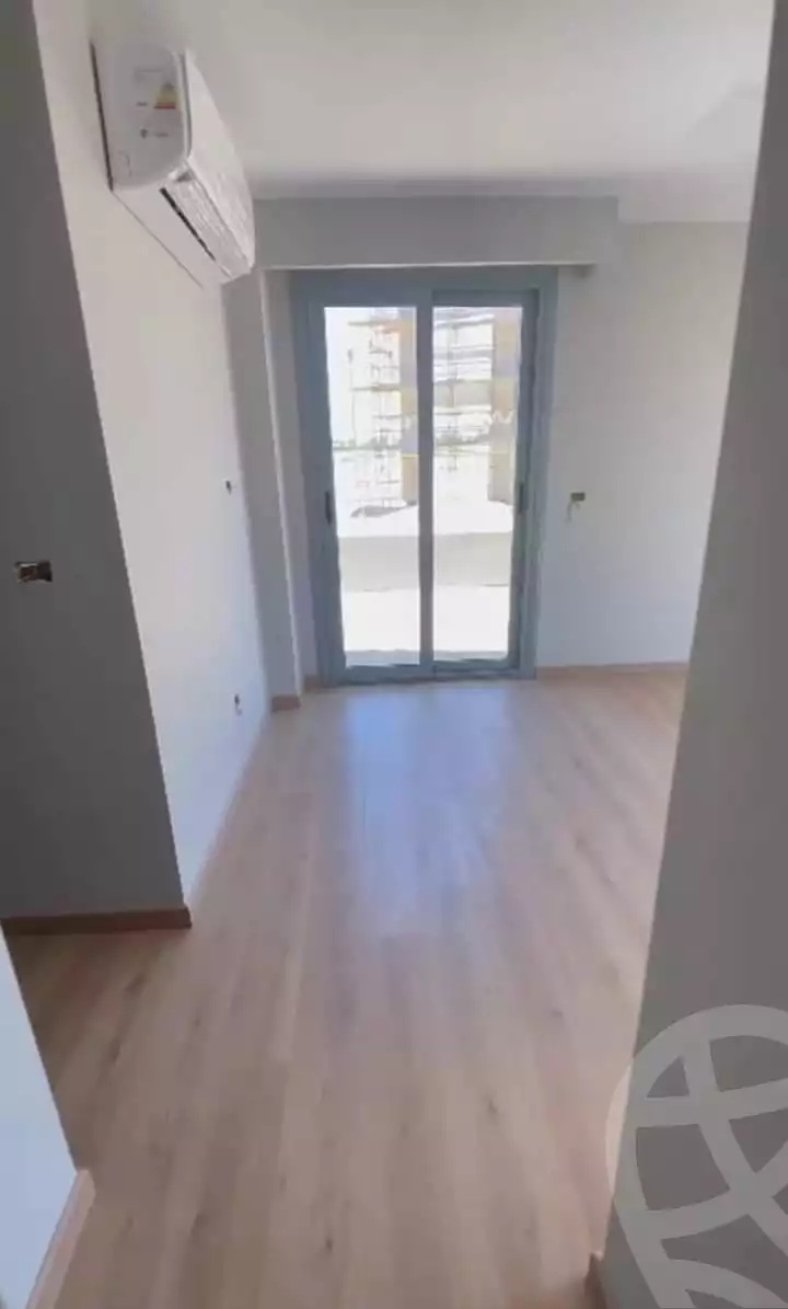 https://aqarmap.com.eg/en/listing/4053817-for-sale-cairo-el-sheikh-zayed-city-compounds-kmbwnd-fyldj-wyst-dr-llttwyr