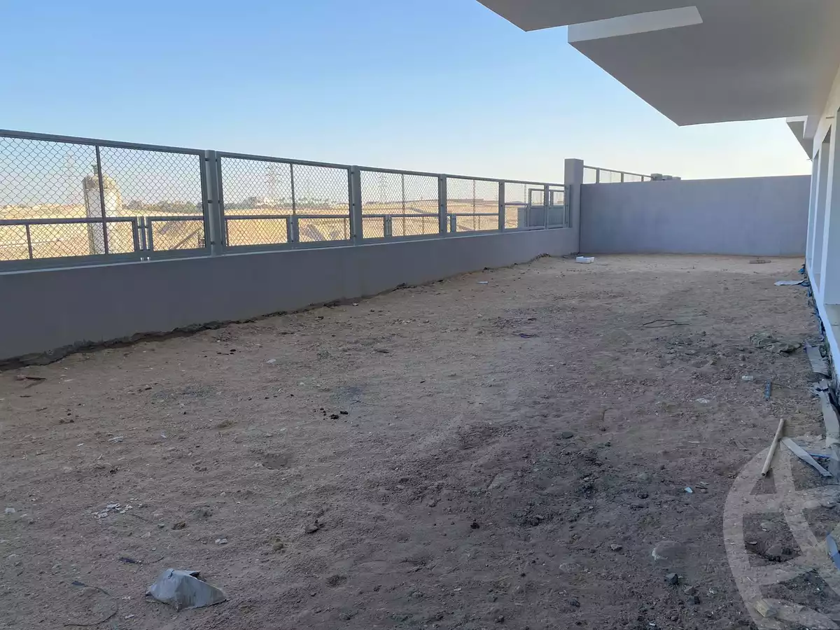 https://aqarmap.com.eg/en/listing/4054127-for-sale-cairo-alex-cairo-desert-road-kmbwnd-fy-tryq-skndry-lshrwy-joulz-compound-inertia