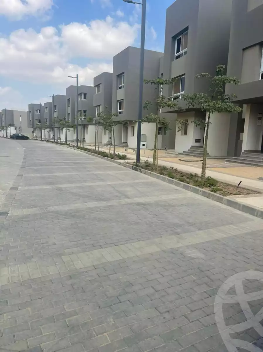 https://aqarmap.com.eg/en/listing/4055413-for-sale-cairo-el-sheikh-zayed-city-compounds-in-sheikh-zayed-etapa