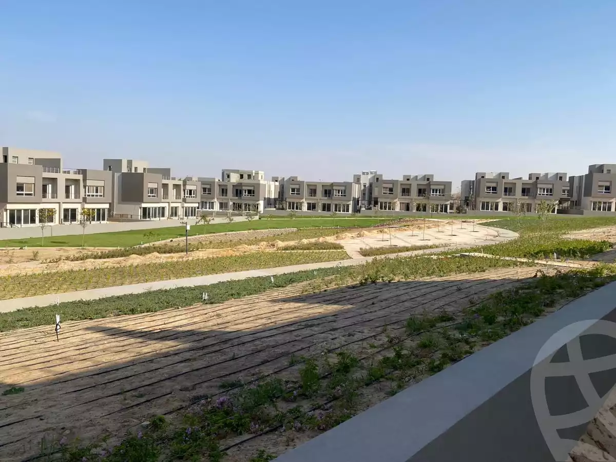 https://aqarmap.com.eg/en/listing/4055985-for-sale-cairo-el-sheikh-zayed-city-compounds-in-sheikh-zayed-etapa