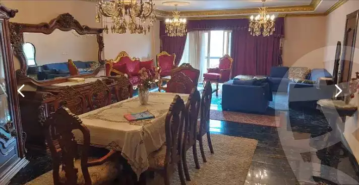 https://aqarmap.com.eg/ar/listing/4058864-for-sale-cairo-6th-of-october-compound-family-land