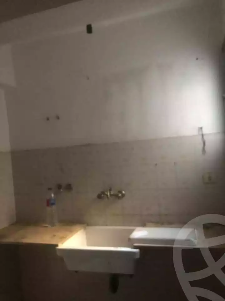 https://aqarmap.com.eg/ar/listing/4059897-for-rent-alexandria-ganaklis-shr-bw-qyr-tryq-lhry