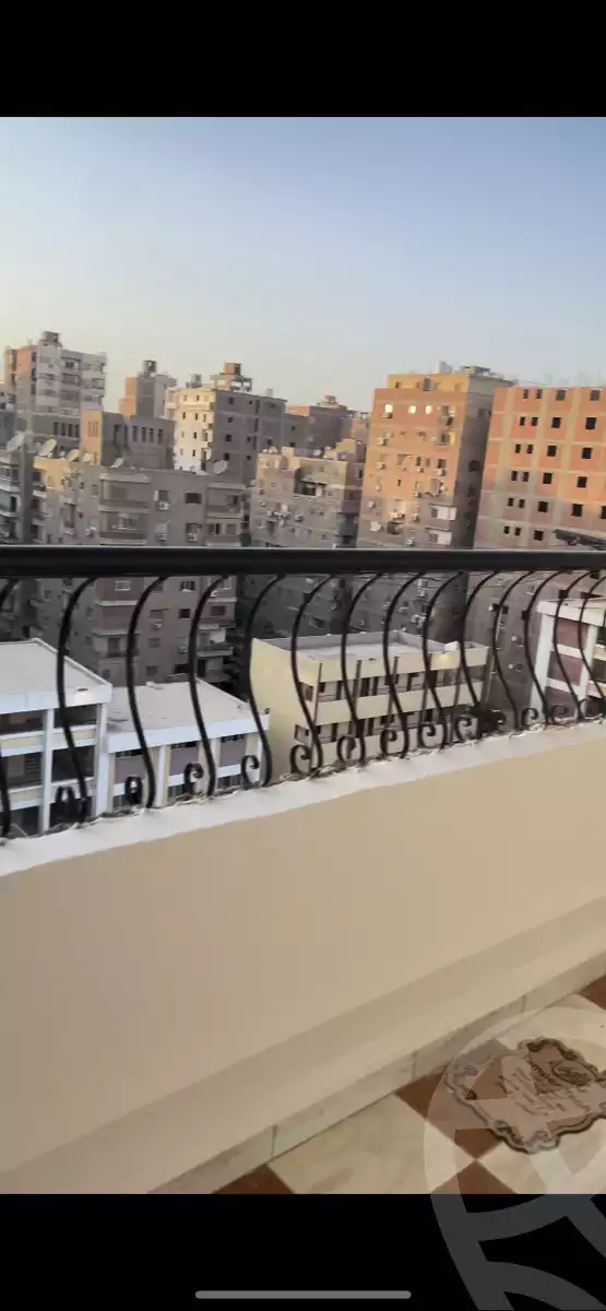 https://aqarmap.com.eg/en/listing/4066932-for-sale-cairo-el-haram-shareaa-el-haram