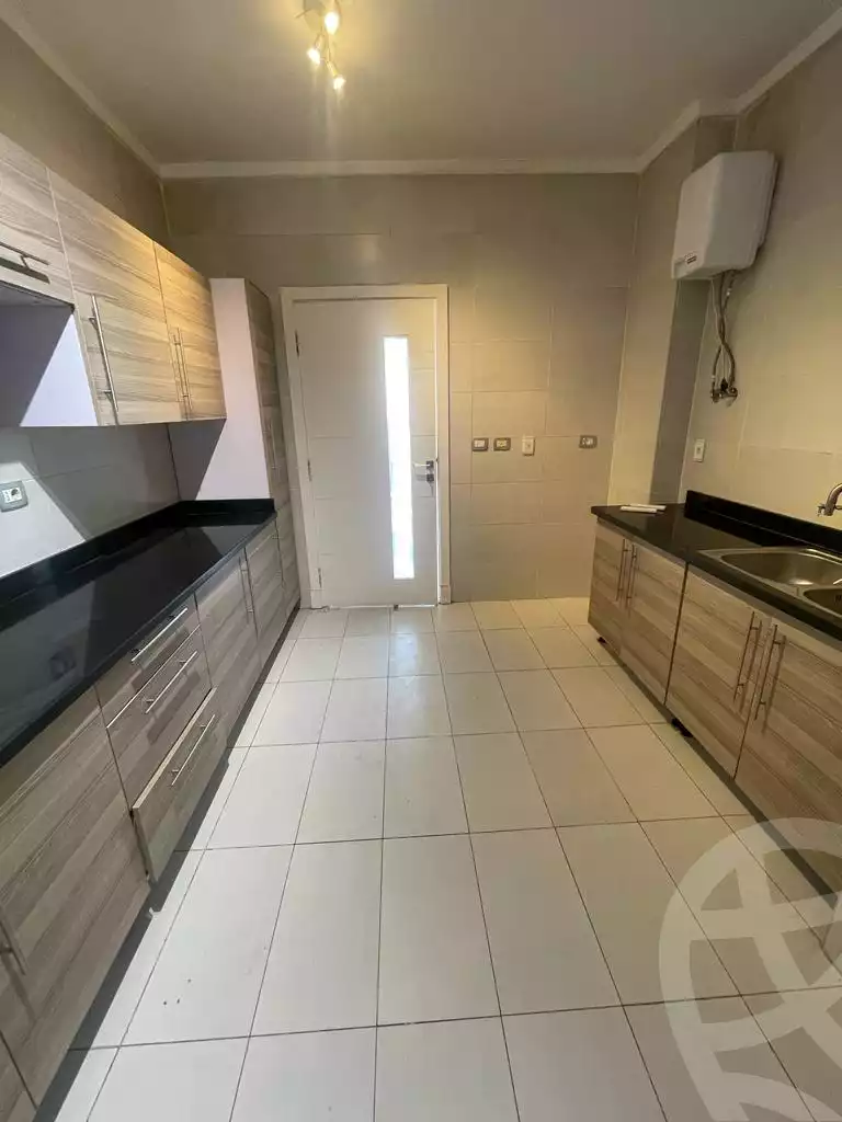 https://aqarmap.com.eg/en/listing/4069219-for-rent-cairo-6th-of-october-compound-palm-parks