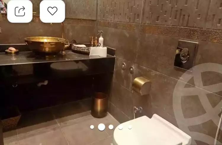 https://aqarmap.com.eg/ar/listing/4070437-for-rent-cairo-el-sheikh-zayed-city-compounds-in-sheikh-zayed-royal-meadows