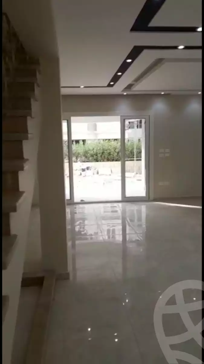 https://aqarmap.com.eg/ar/listing/4070472-for-rent-cairo-6th-of-october-compounds-mountain-view-october-park