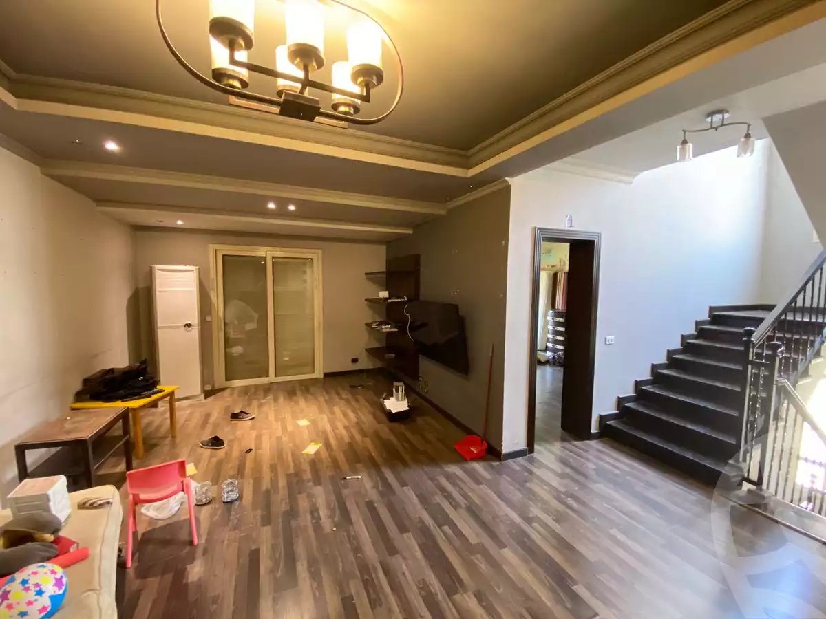 https://aqarmap.com.eg/en/listing/4071040-for-sale-cairo-el-sheikh-zayed-city-compounds-greens