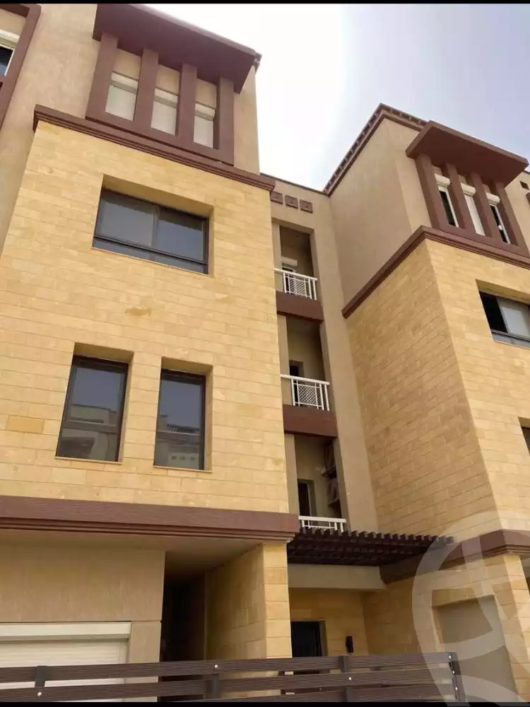https://aqarmap.com.eg/en/listing/4073218-for-sale-cairo-6th-of-october-compound-green-5