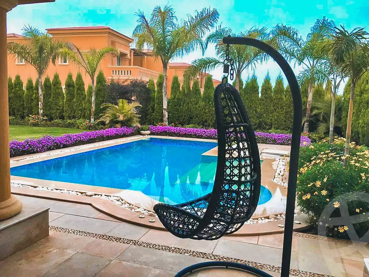 https://aqarmap.com.eg/en/listing/4074841-for-sale-cairo-el-sheikh-zayed-city-compounds-in-sheikh-zayed-royal-meadows