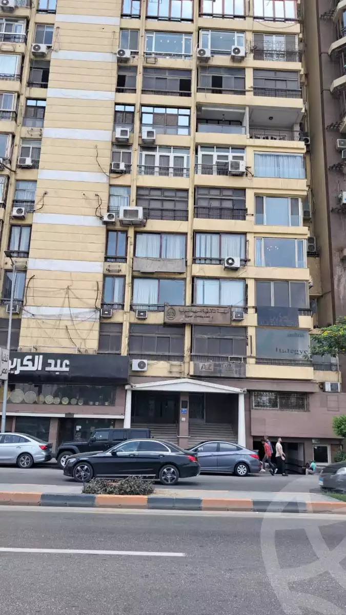 https://aqarmap.com.eg/en/listing/4077321-for-sale-cairo-el-agouza-kwrnysh-lnyl