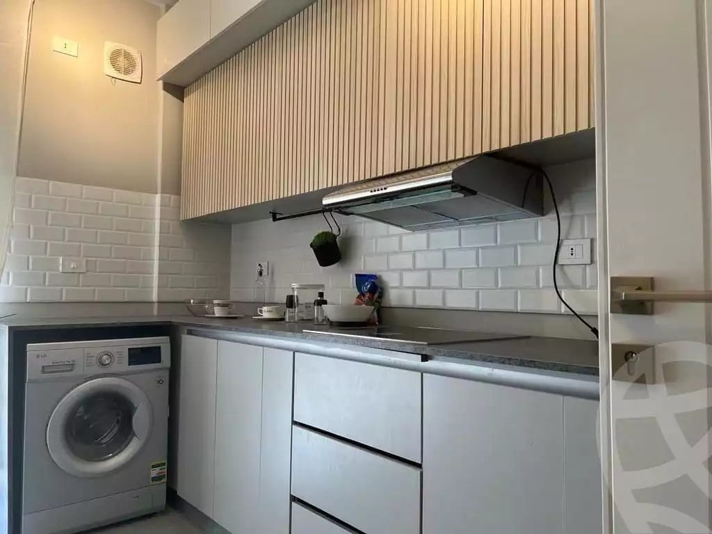 https://aqarmap.com.eg/en/listing/4078391-for-sale-cairo-el-sheikh-zayed-city-compounds-kmbwnd-fyldj-wyst-dr-llttwyr