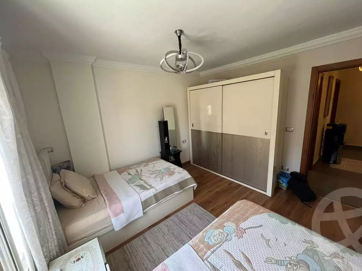 https://aqarmap.com.eg/en/listing/4079505-for-sale-cairo-new-cairo-compounds-jyd